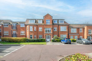 20, Hyperion Court, Falmouth Avenue, Newmarket CB8 0NA
