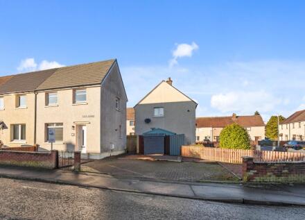 Forth Avenue, Larbert, FK5