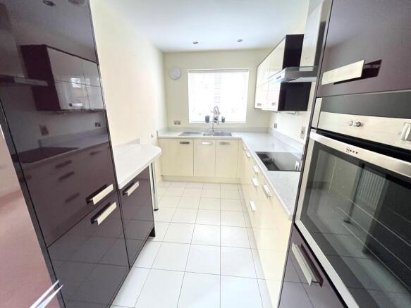 Kitchen (a)