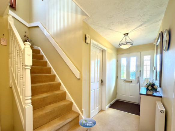 4 bed Detached for sale Image 5