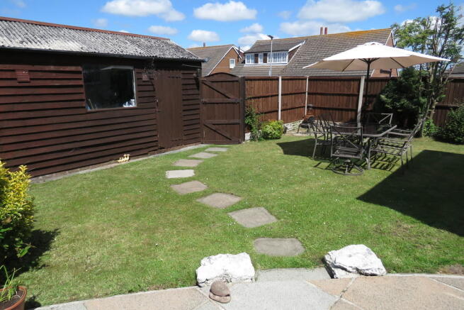 Photo 3