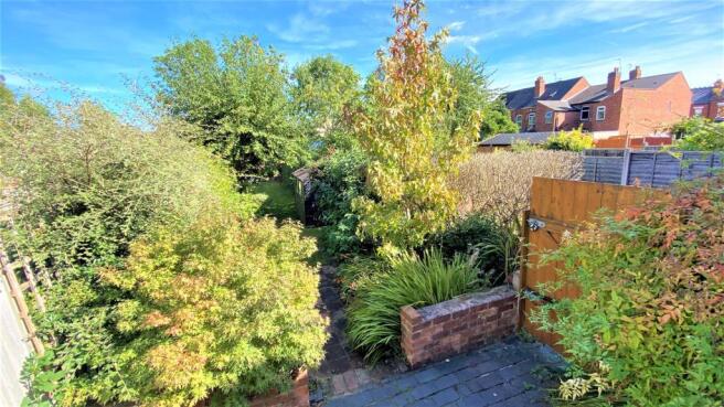 Garden Views.jpg