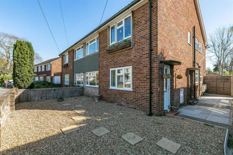 Fairholme Road, Ashford, TW15