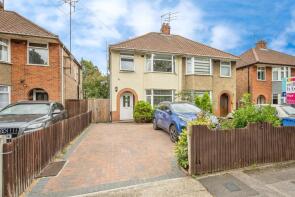 22, Edward Close, Ipswich IP1 4BE