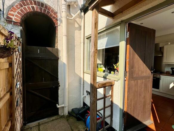 Photo 29