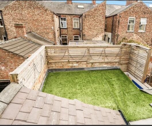 3 bed Terraced for sale Image 7