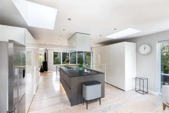Kitchen/Breakfast
