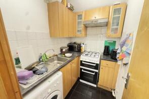 85, Diana Street, Roath, Cardiff CF24 4TT