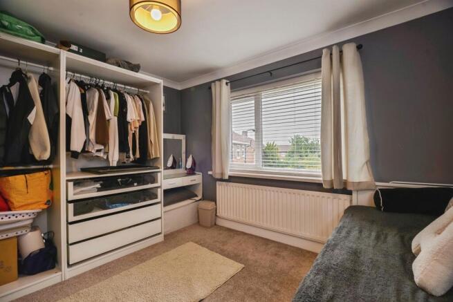 3 bed Semi-Detached for sale Image 10