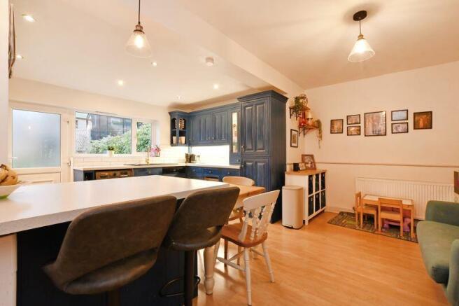 Dining Kitchen 
