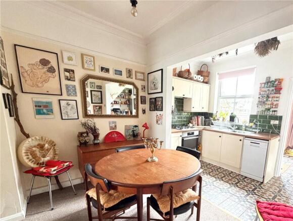 2 bed Terraced for sale Image 5
