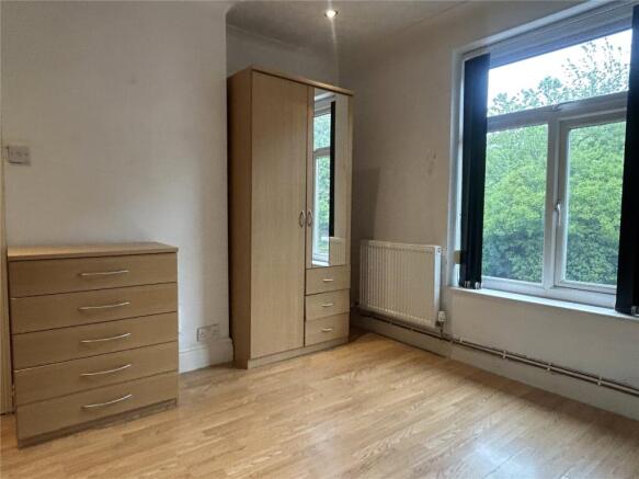 4 bed Terraced for sale Image 10