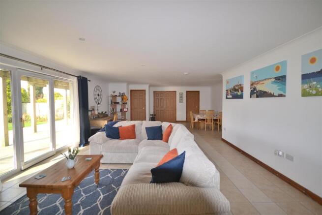 Lounge Ground Floor.JPG