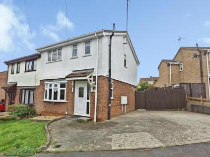 Frensham Drive, Nuneaton, Warwickshire, CV10