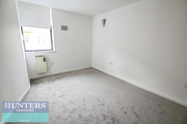 2 bed Apartment to rent Image 11