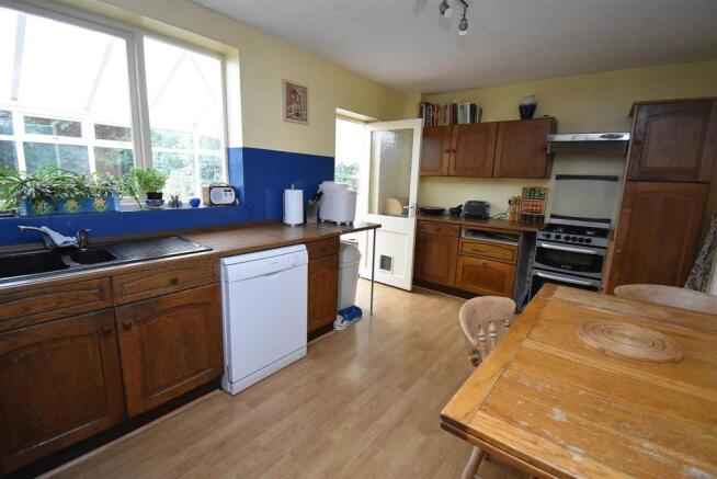 BREAKFAST KITCHEN.jpg