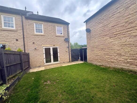 3 bed Semi-Detached for sale Image 12