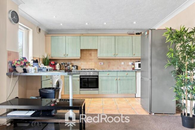2 bed Apartment for sale Image 5