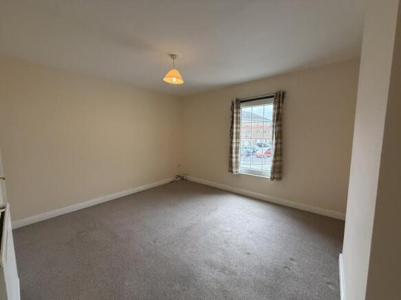 2 bed Terraced for sale Image 5