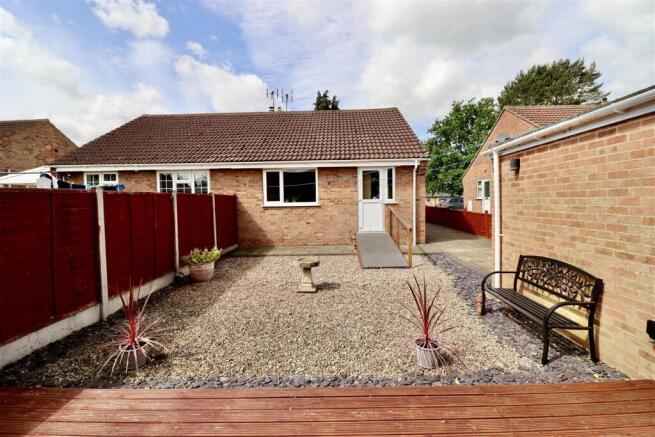 2 bed Bungalow for sale Image 8