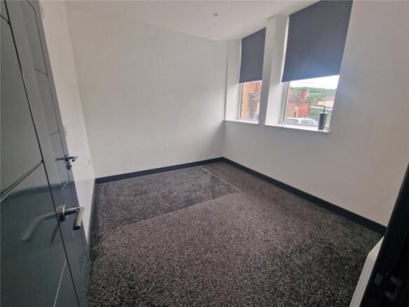 2 bed Apartment to rent Image 7