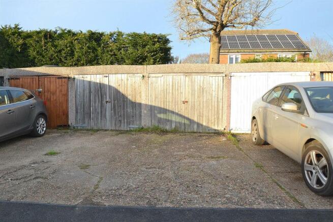 Garage.JPG