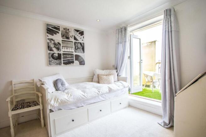 Bedroom 2.jpg