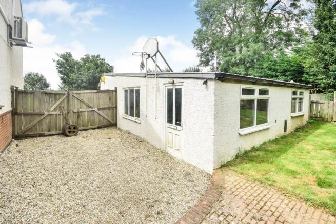 triple garage