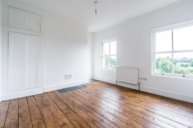 Bedroom 1 (Double)