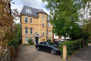 Flat 8, 11a Verano Lodge, The Avenue, Worcester Park KT4 7EW