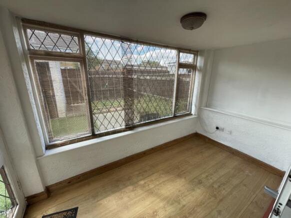 3 bed Terraced to rent Image 6
