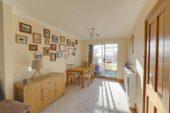 Dining Room.jpg