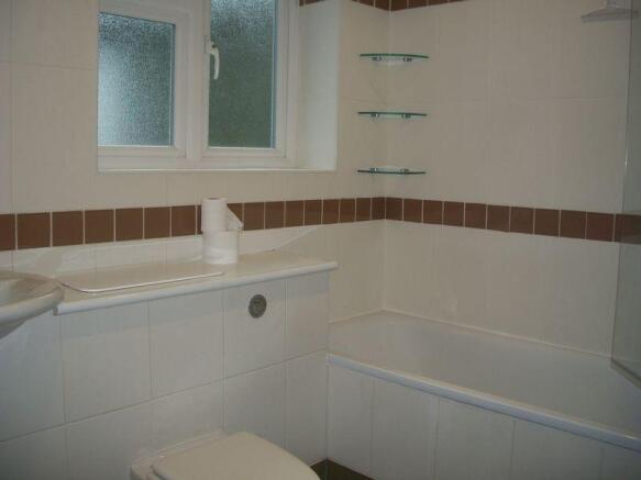 Photo 32