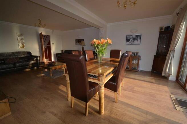 Lounge/Diner