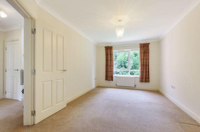 Bedroom 1/Reception 2