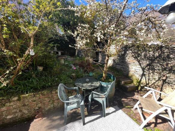 Rear Garden (1).JPEG