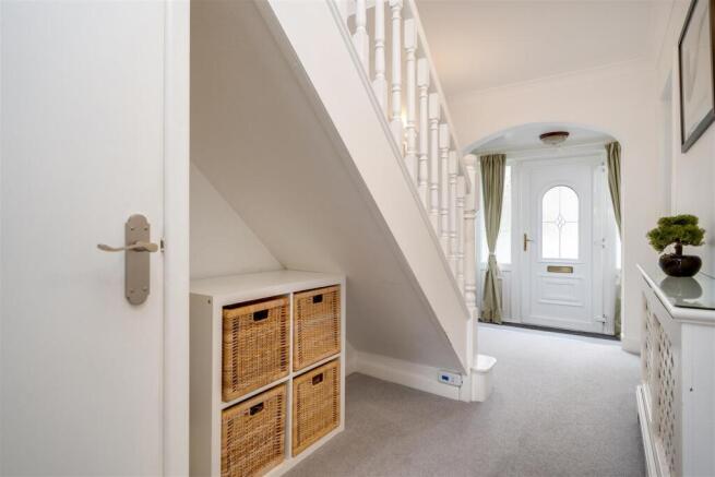 4 bed Detached for sale Image 12