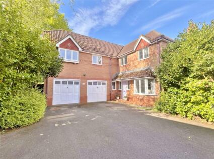 School Close, Verwood, Dorset, BH31