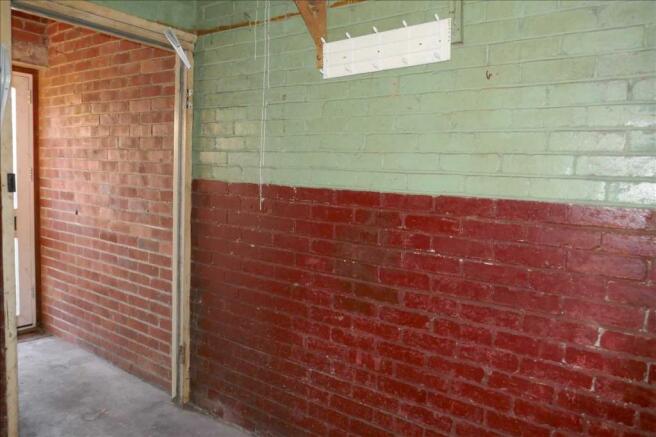 STORAGE AREAS OFF