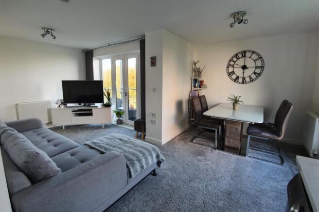 Living/Dining Area