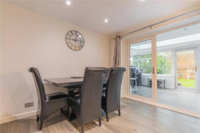 4 bed Detached for sale Image 10