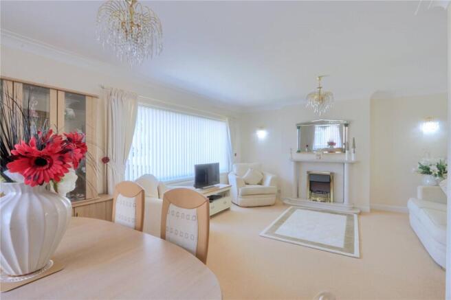 3 bed Bungalow for sale Image 6
