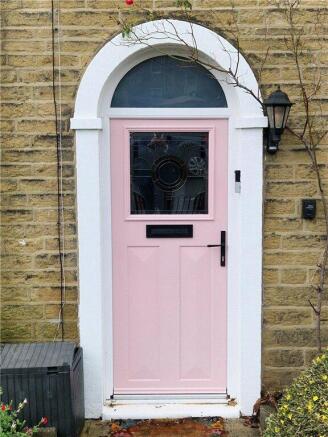 3 bed Terraced for sale Image 12