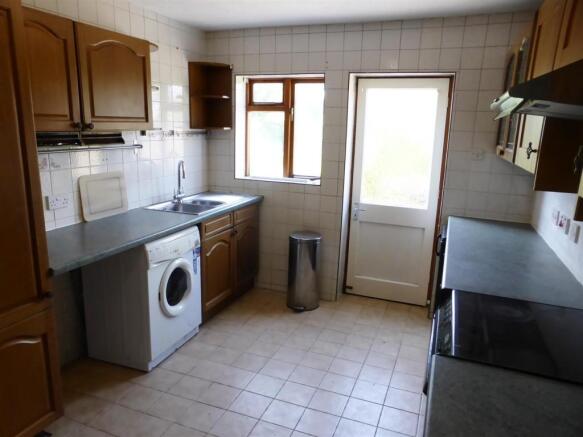 KITCHEN/BREAKFAST RO