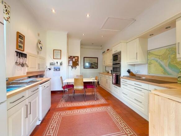 Kitchen/Breakfast Room