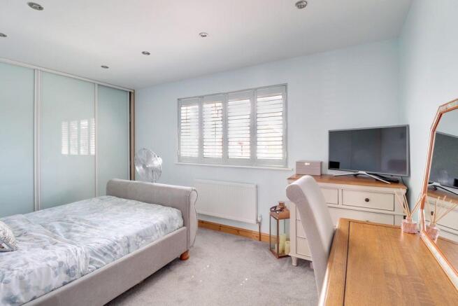 Bedroom 1 (Double)