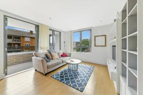 Flat 3, Chamberlain Court, Silwood Street, London SE16 2AZ