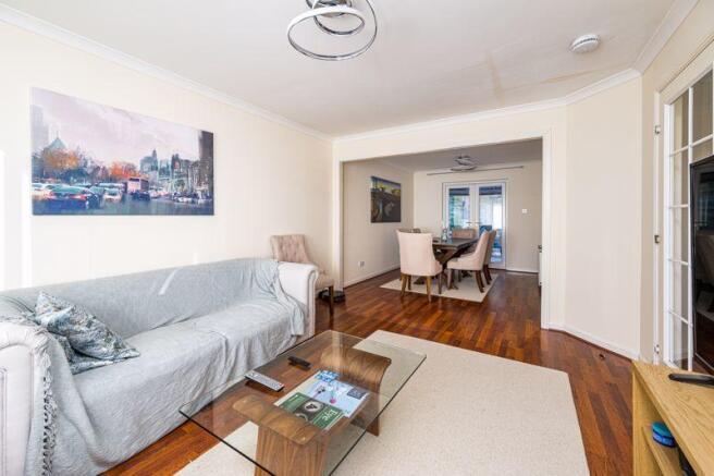 Lounge / Dining Room
