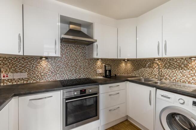 Hobbs Court 25 - kit