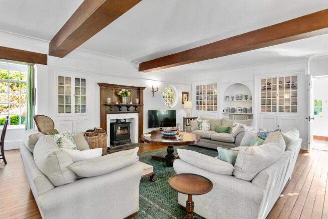 7 bed Detached for sale Image 4